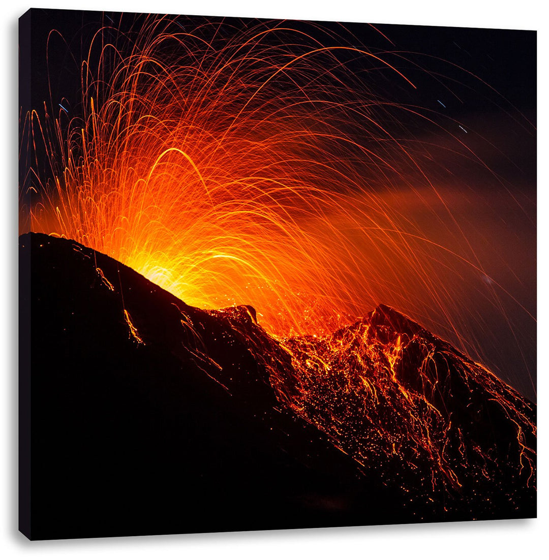 Pixxprint Bedrohlicher Vulkanausbruch, Format: 70x70 auf Leinwand, 70x70