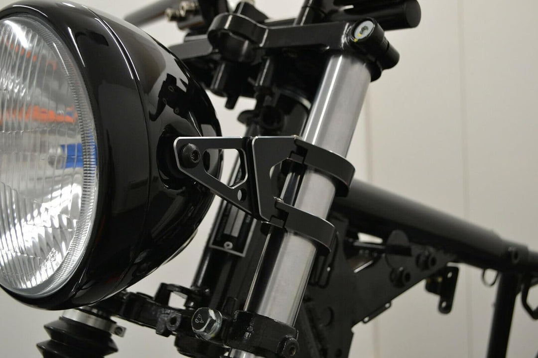 Schwarz Motorrad Scheinwerfer-Halter für 54-55mm Gabel - CNC Bearbeitet