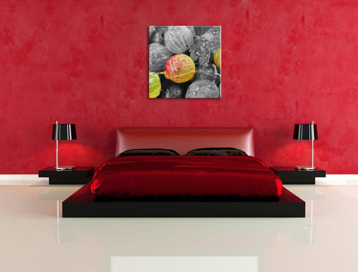 Pixxprint Stachelbeeren mit Wassertropfen / 70x70cm Leinwandbild bespannt auf Holzrahmen/Wandbild Ku