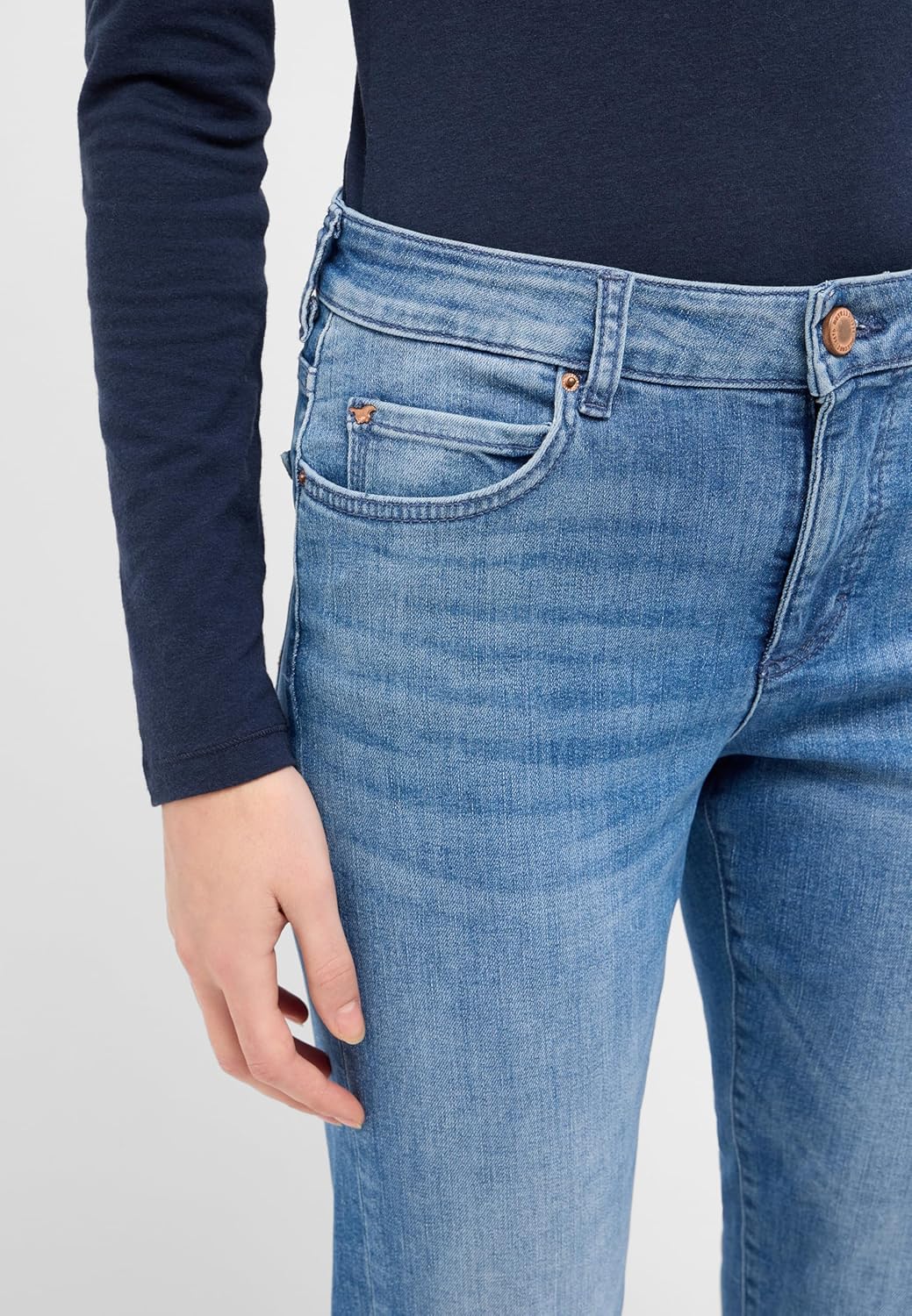MUSTANG Damen Jeans Hose Crosby 26W / 30L Mittelblau 402, 26W / 30L Mittelblau 402