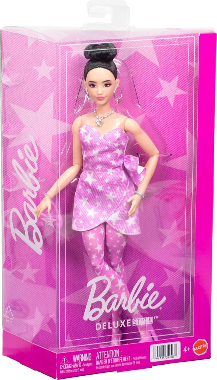 Barbie Deluxe Style-Puppe Nr. 11 in rosa Denim-Kleid mit aufgedruckten Sternen und dazu passender St
