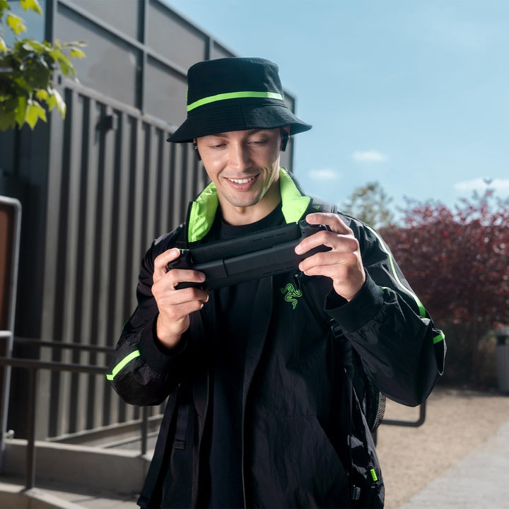 Razer Kishi V2 Pro - Mobile Gaming Controller für Android (HyperSense-Haptik, Ausziehbares Mitteltei