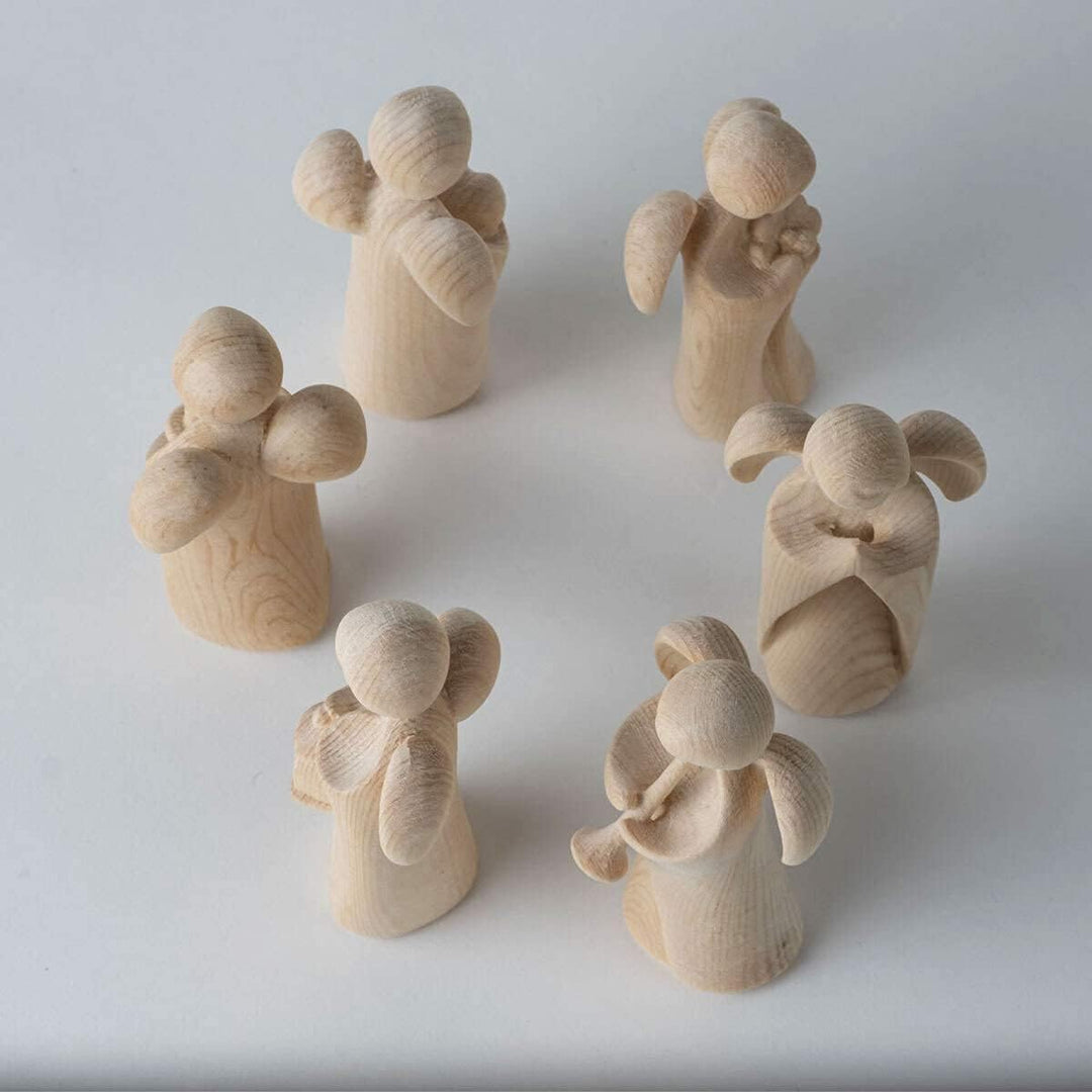 4betterdays.com NATURlich leben! Klassischer Schutzengel aus Zirbenholz - mit Trompete - Höhe 9cm -