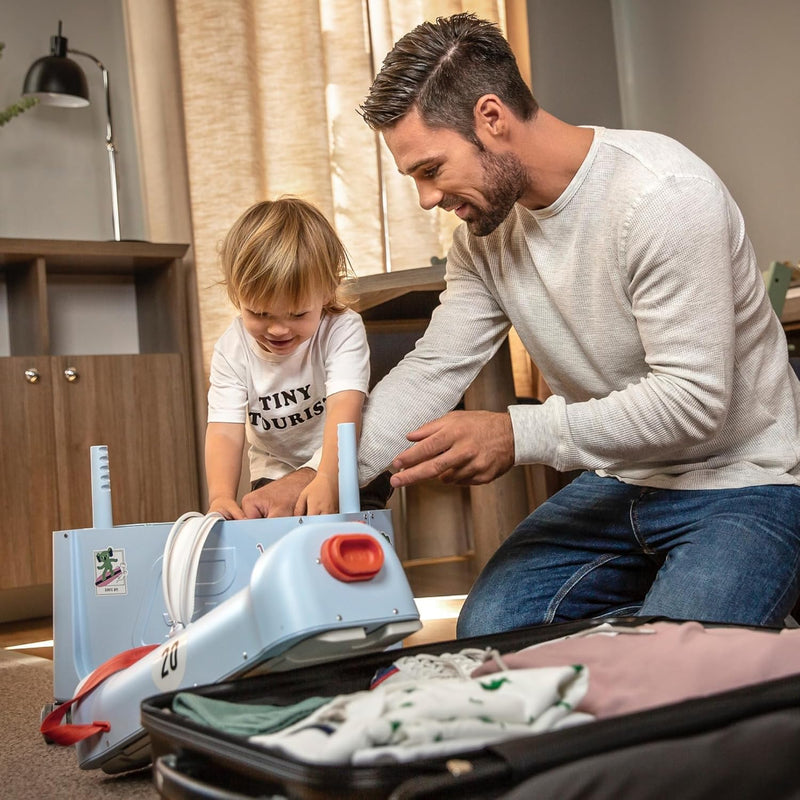 Stokke JetKids BedBox, Blue Sky - Aufsitzkoffer & Flugsitzbett – Damit Dein Kind im Flugzeug entspan