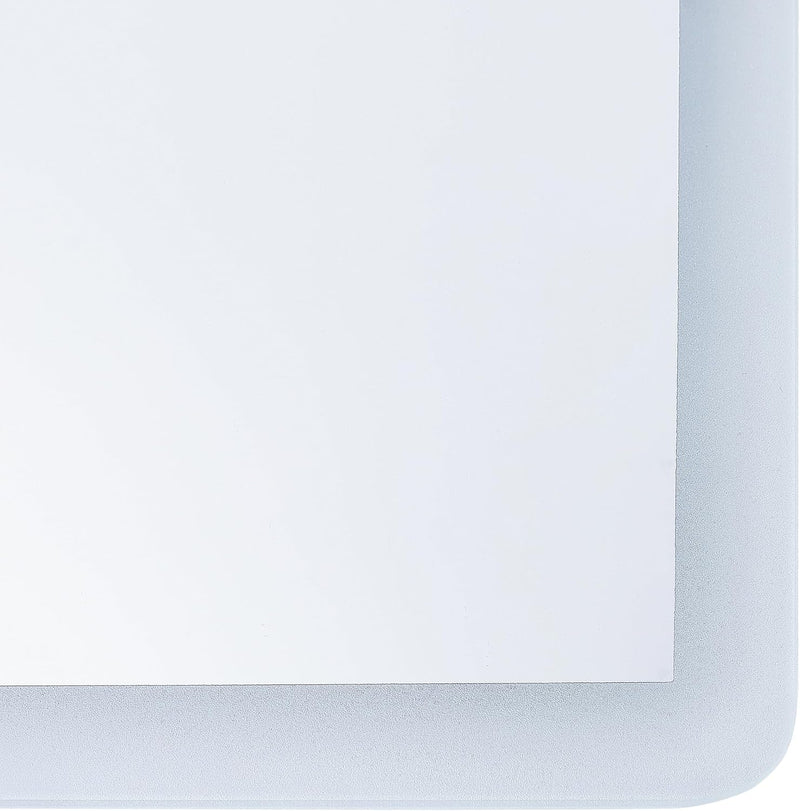 Beliani Badspiegel Silber LED-Beleuchtung rechteckig 80x60 cm Antibeschlagsystem Corroy