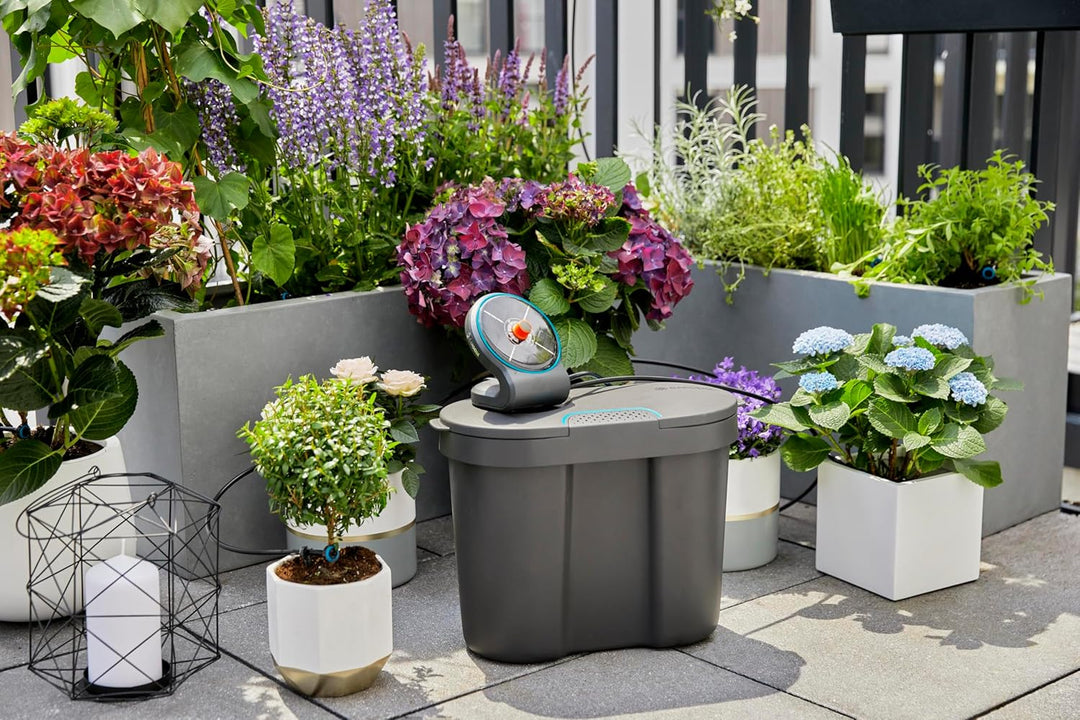 Gardena Solar-Bewässerung AquaBloom Set inkl. Wasserreservoir: Solarbetriebenes Bewässerungsset für