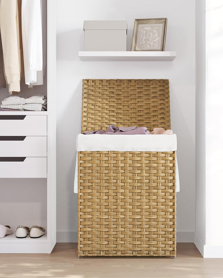 SONGMICS Wäschekorb 90 Liter, handgeflochten, Wäschesammler aus synthetischem Rattan, mit Deckel und