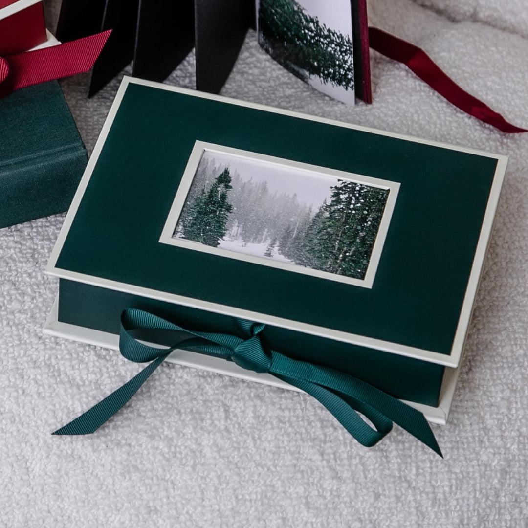 Semikolon 352510 Kleine Fotobox mit Einschubfenster - 20,7 x 15,3 x 4,7 cm - für 13 x 18 cm Fotos -