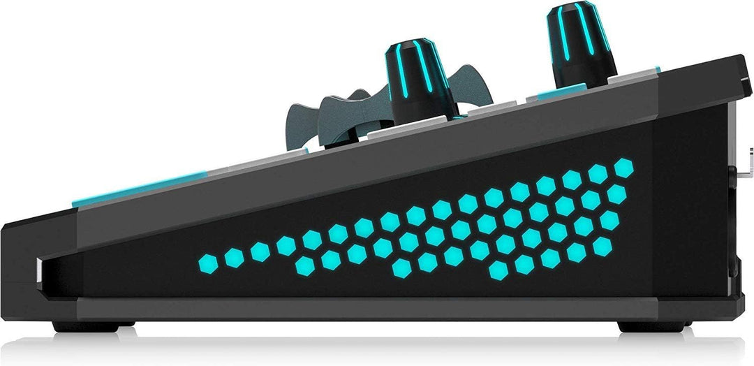 TC Helicon GoXLR Revolutionäre Online-Broadcaster-Plattform mit 4-Kanal-Mischpult, motorisierten Fad