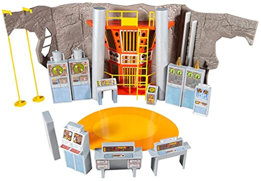 McFarlane Retro Playset Batman 66 Batcave, 15730, Mehrfarbig