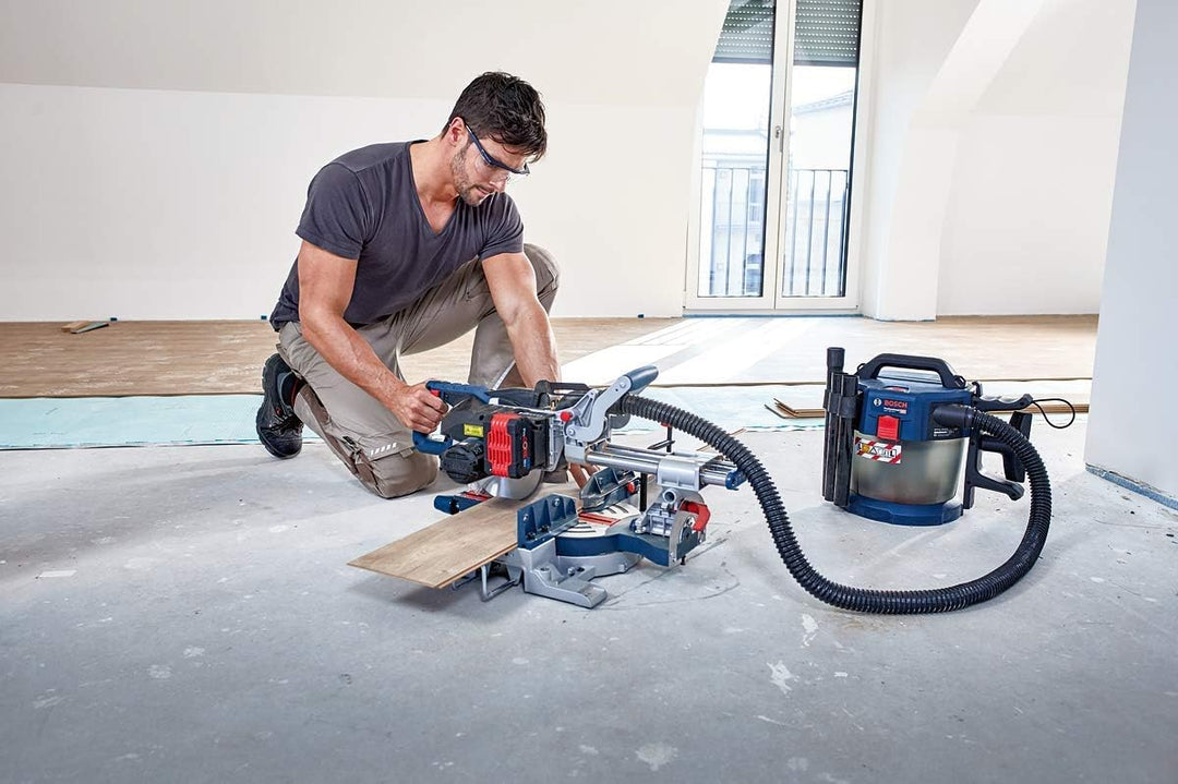 Bosch Professional BITURBO Akku Paneelsäge GCM 18V-216 (inkl. 2x5.5 Ah ProCORE18V Akkus + Ladegerät