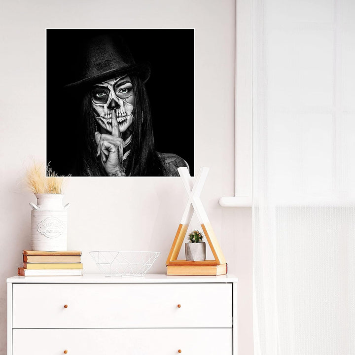 wandmotiv24 Poster als Wanddeko, Grösse 50x50cm, Model mit Totenkopf Makeup, Schminke, Grüne Augen,