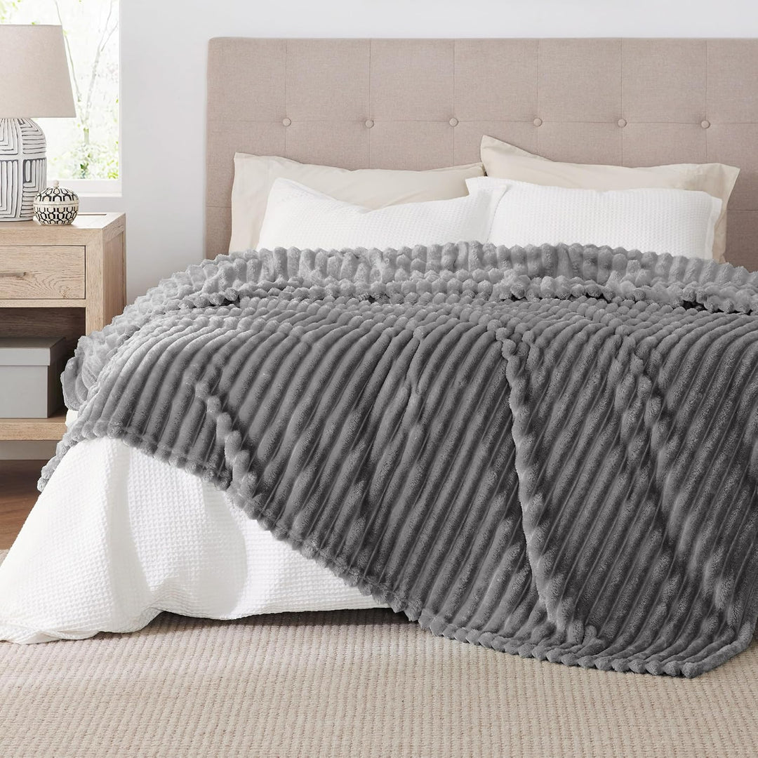 BEDSURE kuscheldecke 220x240 für Zimmer Deko - Tagesdecke, Wolldecke & Fleecedecke, Sofadecke, Weich