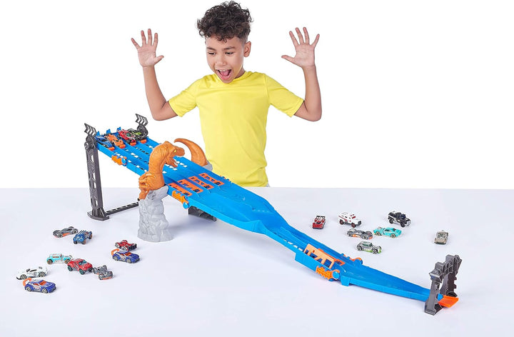 Metal Machines 4-Tracks Dinosaurier Raptor Attack Spielset mit Mini-Rennwagen