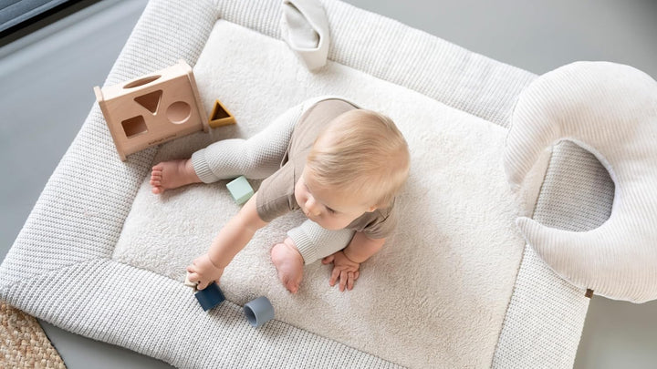 Baby's Only - Laufgittereinlage Hope - Gestrickte Krabbeldecke für Baby - Quadratischer laufstallein