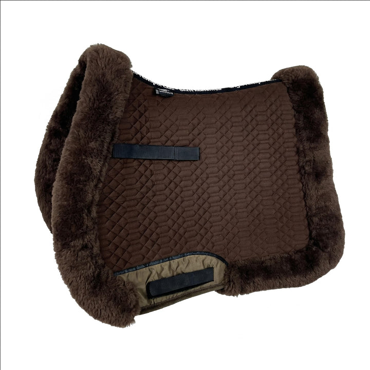 Engel Reitsport Lammfell Schabracke Fully Lined mit Fellkranz SCHABRA3-VSS-MOC-MOC Stoff Mocca Fell