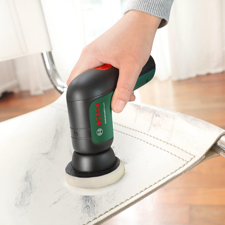 Bosch Home and Garden Akku Reinigungsbürste UniversalBrush(3,6-V-Akku, 1 Micro-USB-Kabel und 4 Reini