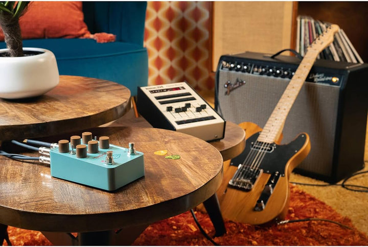 Universal Audio UAFX Del-Verb Ambience Companion