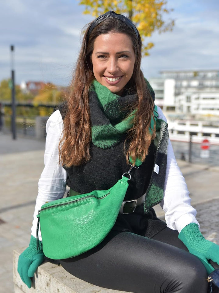 styleBREAKER Damen Halbmond Crossbody Schultertasche, abnehmbarer verstellbarer Schultergurt, Einfar