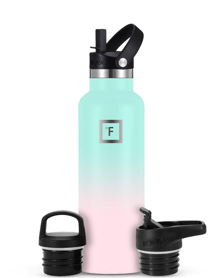 IRON °FLASK Sportwasserflasche - 590 ml, 3 Deckel (Strohdeckel), vakuumisolierter Edelstahl, heiss k