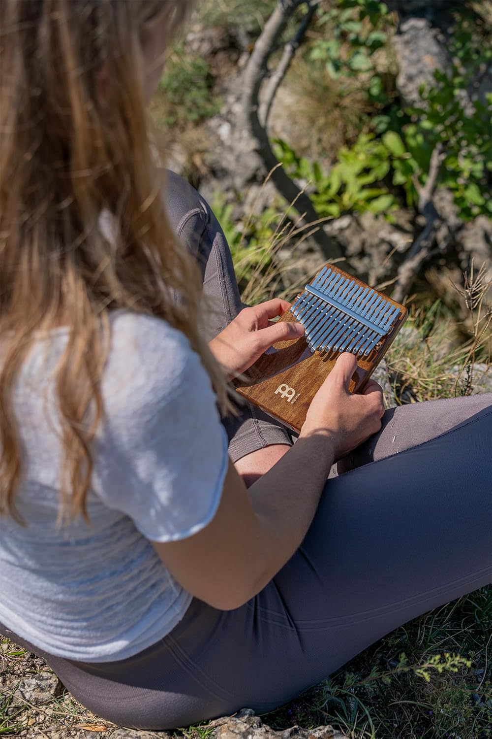 Sonic Energy Kalimba – Daumenklavier mit 17 Tönen in C-Dur – Fingerpiano aus solider Akazie inkl. St