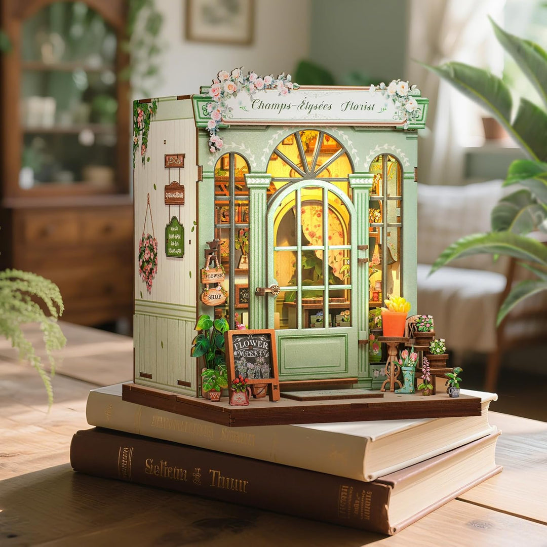 CUTEBEE Book Nook Kit - DIY Miniatur Puppenhaus zum Selberbauen mit LED-Beleuchtung Bücherregal Deko