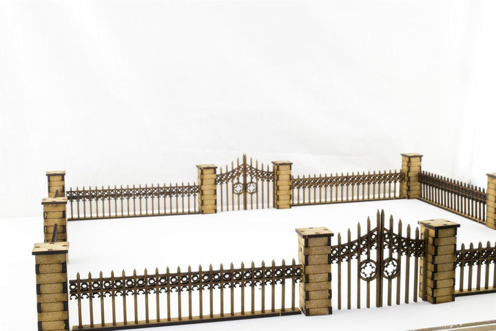 War World Gaming Gotischer Zaun mit Tore und Säulen - 28mm Tabletop Gelände Modellbau Diorama