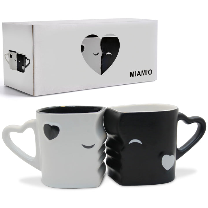 MIAMIO - Kaffeetassen/Küssende Tassen Set Geschenke für Frauen/Männer/Freund/Freundin zur Hochzeit/W