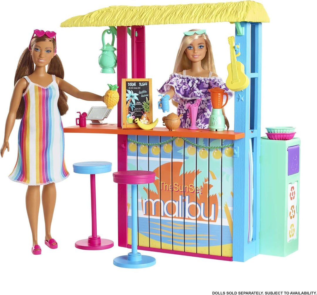 Barbie GYG23 - Loves The Ocean Strandhüttenspass Spielset mit mehr als 18 Zubehörteilen aus recycelt