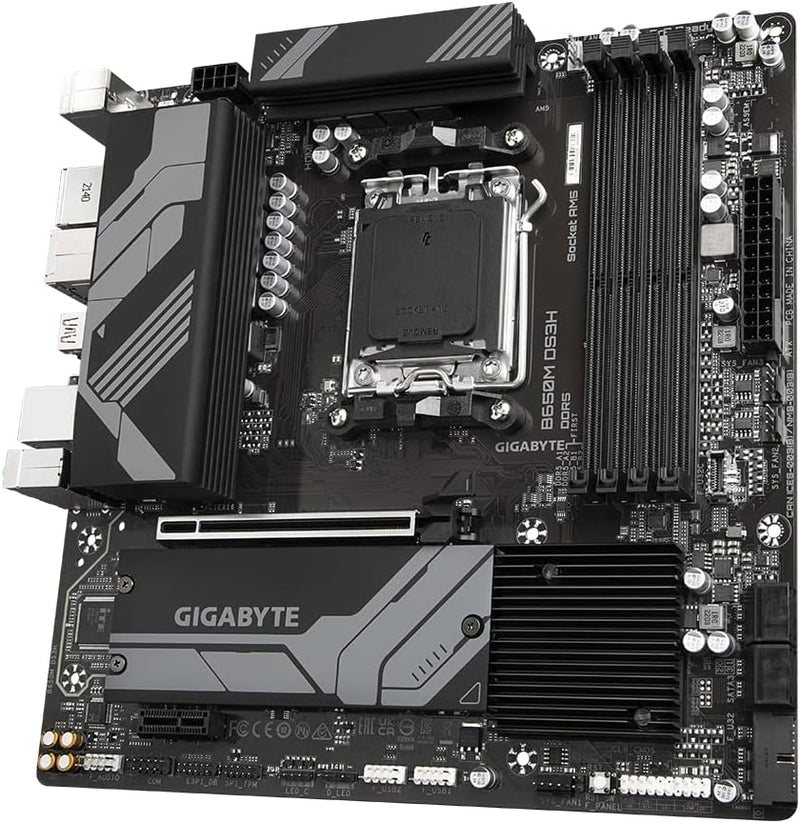 Gigabyte B650M DS3H Motherboard AMD B650 Socket AM5 Micro ATX
