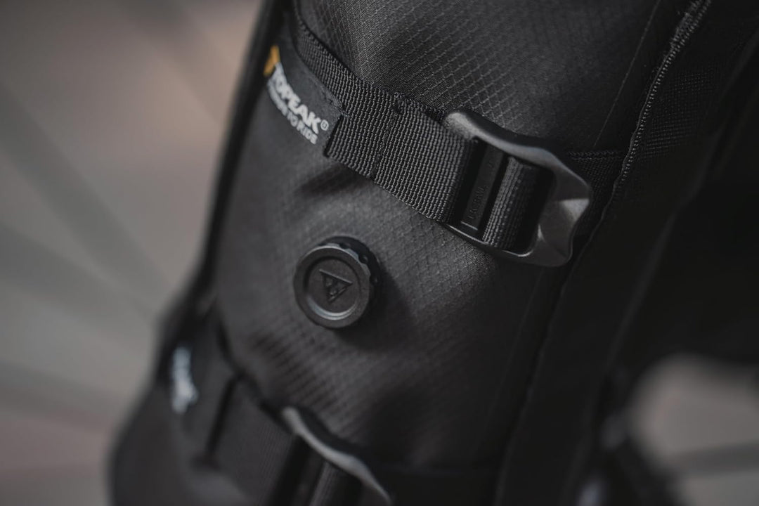 Topeak Fork DryBag Gabeltasche 4 L – wasserdichte TPU-Packtasche mit Luftablassventil, leicht & robu
