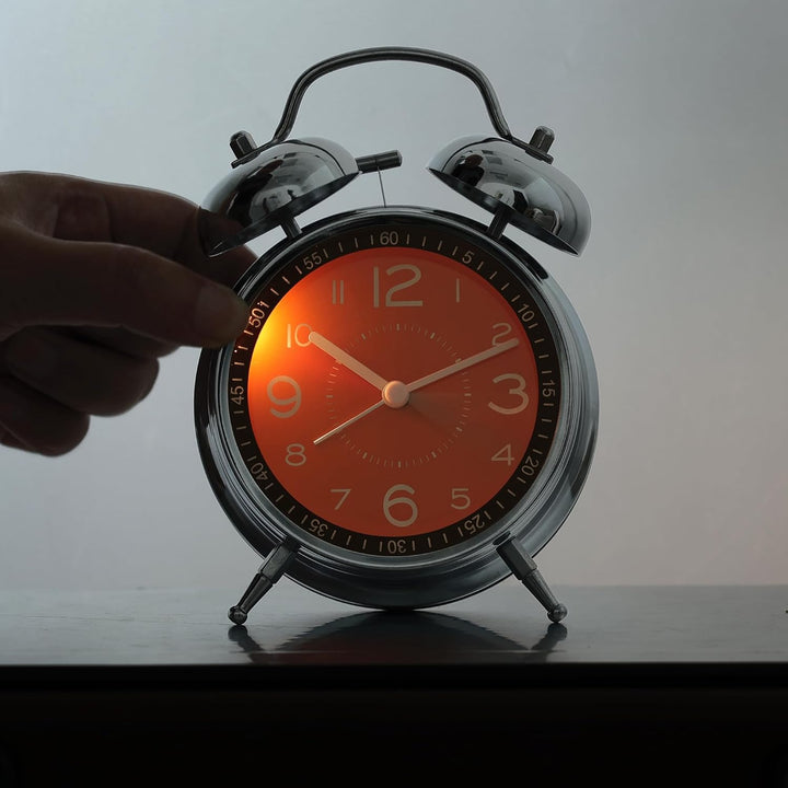 Lafocuse Doppelglockenwecker 16cm Analog Ohne Ticken, Metall Orange Wecker mit Grosses Zifferblatt,