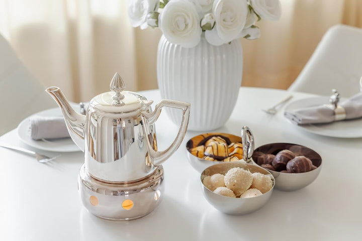 EDZARD Stövchen Sheffield (Ø 14 cm) Silber - Tee Warmhalteplatte aus Edelstahl, Kaffeewärmer mit Tee