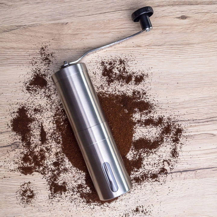 INTIRILIFE Kaffeemühle manuell aus Edelstahl in Silber - 20,5 x 5 cm - 120 ml Füllmenge - Manuelle M