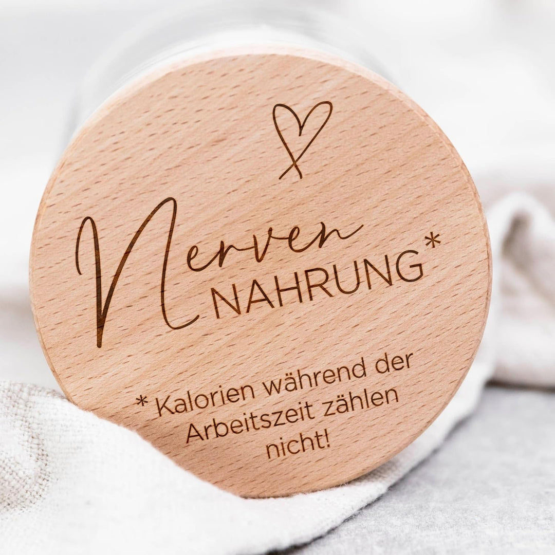 Geschenke für Kollegen – Nervennahrung Glas mit Gravur, witzige Geschenkidee oder Wichtelgeschenk zu