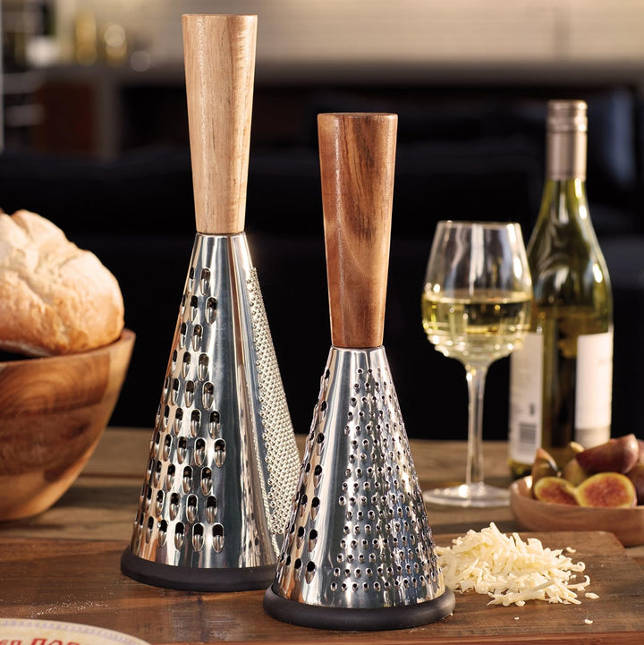 GOURMET CHEESE Creative Tops Grosse, konische Käsereibe im Vintage-Stil mit Holzgriff, 13 x 13 x 33