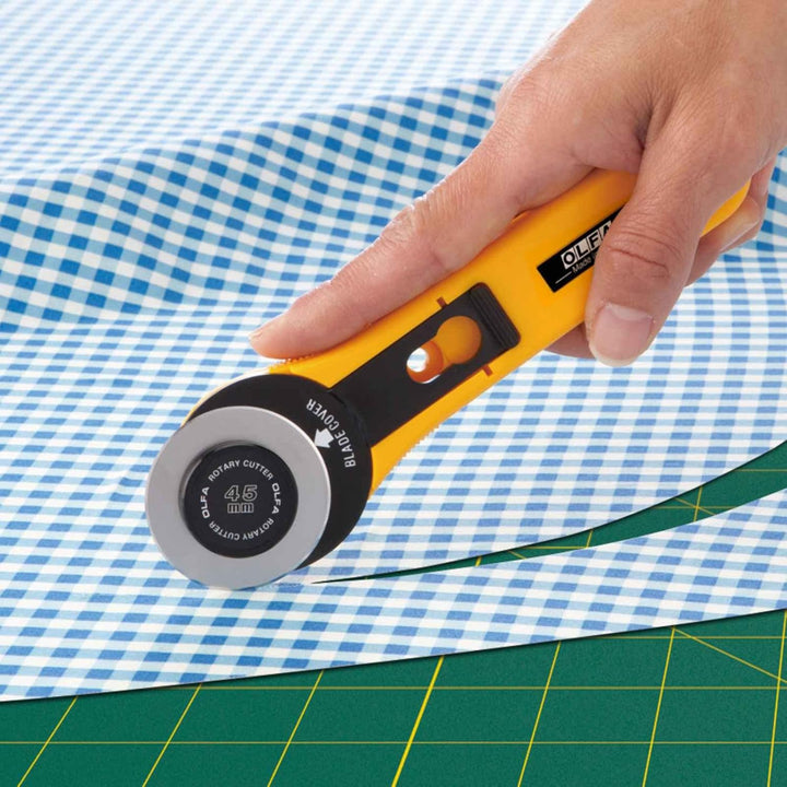 OLFA - Schneidematte Selbstheilend Doppelseitig Verwendbar für Nähen, Patchwork, Quilt DEHP Frei mit