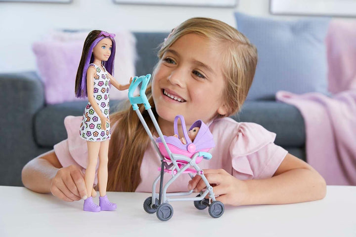 Barbie Skipper Babysitter Inc, Skipper mit braunen und lila Haaren, Baby, Kinderwagen, Babytrage, Zu
