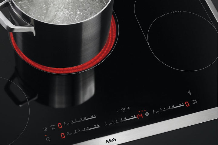 AEG HK854870XB Einbaukochfeld / autarkes Kochfeld / Bräter- und Dreikreiszone / 4 ultra-schnellaufgl