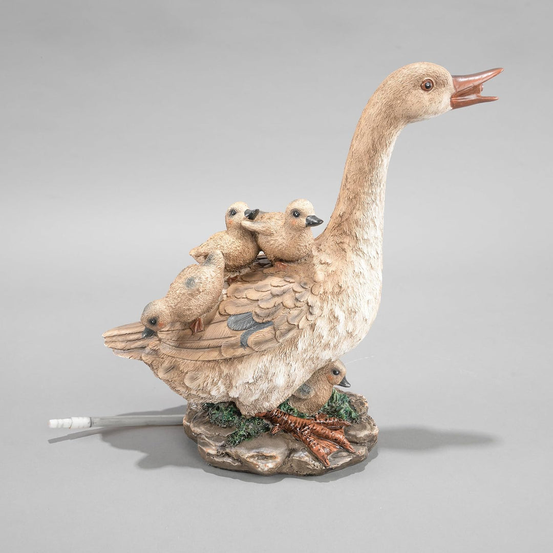 Esotec Wasserspeier Gans mit Küken, Brunnenfigur für Teich &amp; Garten aus Polyresin, Gartenfigur mit 1