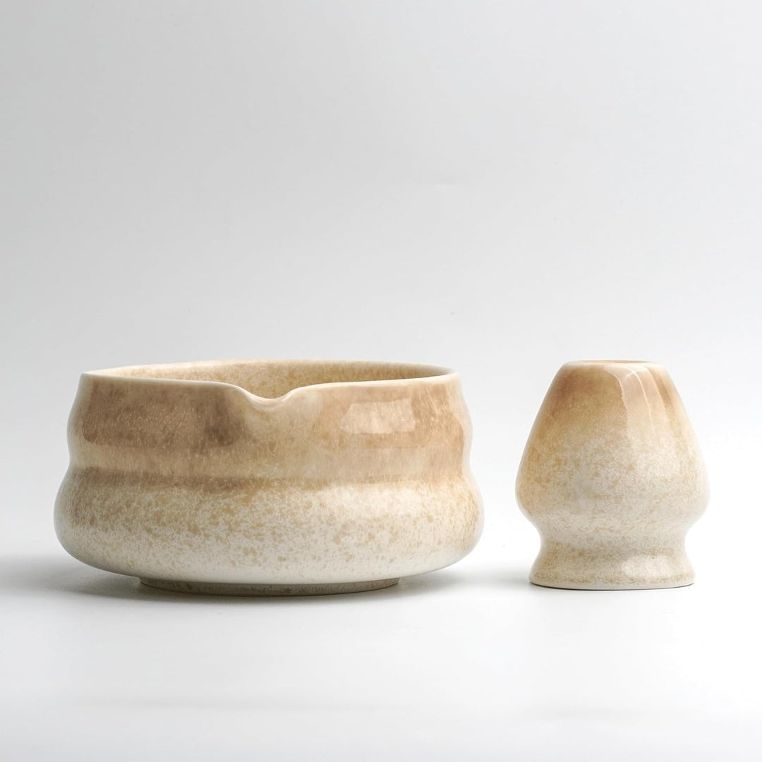 Premium Matcha Set 6-teilig – Exklusives Matcha Tee Set mit Bambus-Chasen (Besen), Beige Keramik-Sch
