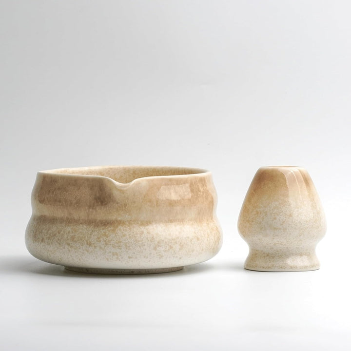 Premium Matcha Set 6-teilig – Exklusives Matcha Tee Set mit Bambus-Chasen (Besen), Beige Keramik-Sch