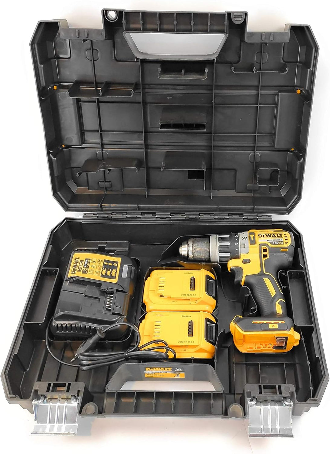 Dewalt 18 Volt Akku Schlagbohrschrauber DCD796D2 (Bürstenloser Motor, 2-Gang Vollmetallgetriebe, max