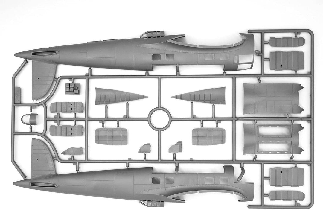 ICM 48262 He 111H-6, WWII German Bomber Force Modellbausatz, grau