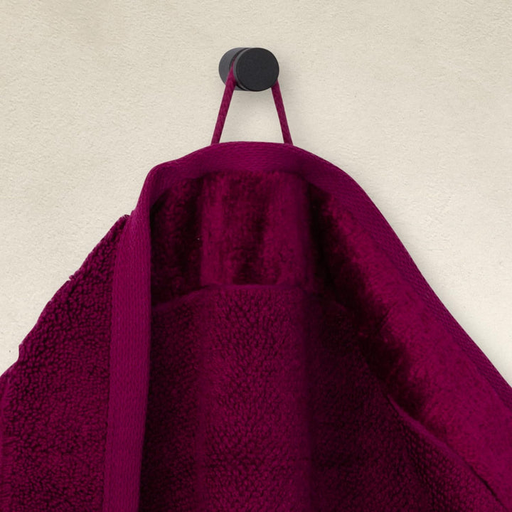 möve Bamboo Luxe Duschtuch 80 x 150 cm aus 60% Baumwolle / 40% Viskose aus Bambus-Zellstoff, berry 8