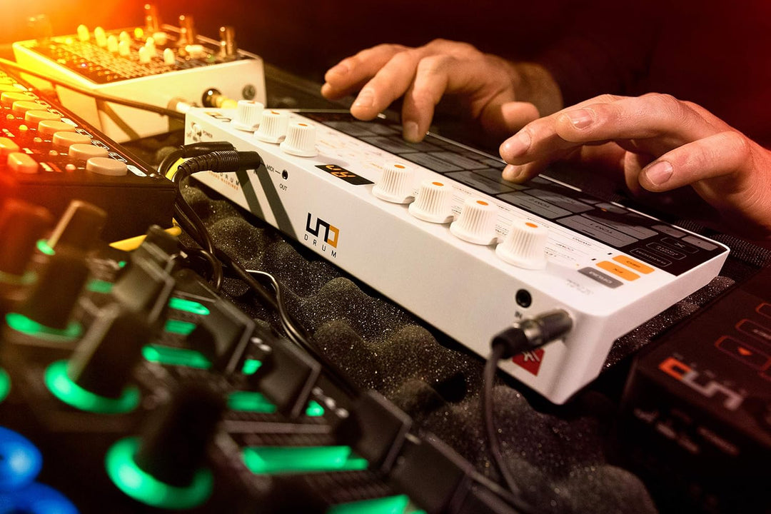 IK Multimedia Uno Drum Tragbare Analog- und PCM-Drum-Maschine, IP-UNO-DRUM-IN, UNO Drum