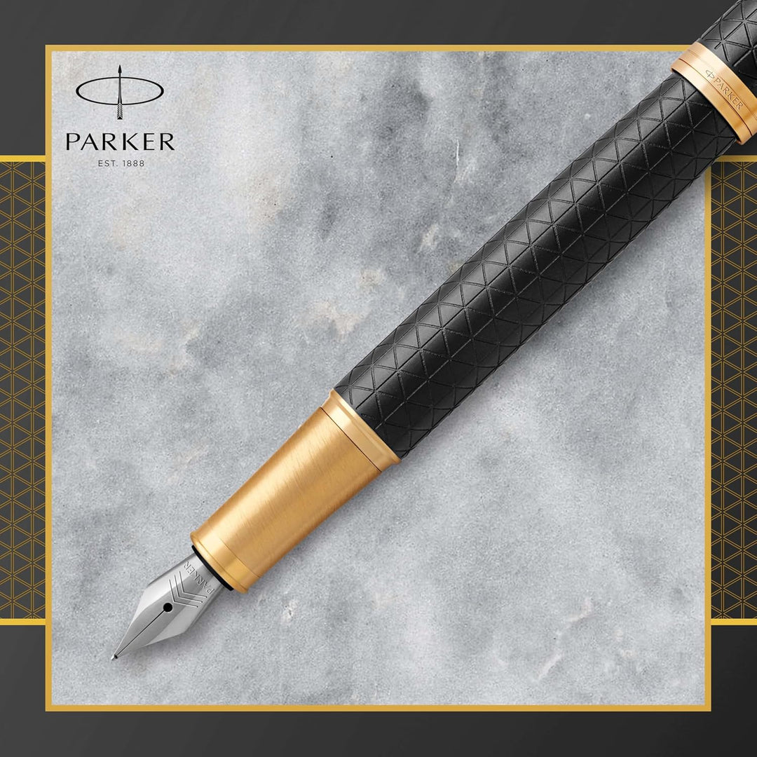 Parker IM Füller | Premium Black | Füllfederhalter mit feiner Feder | blaue Tinte | Geschenkbox Prem