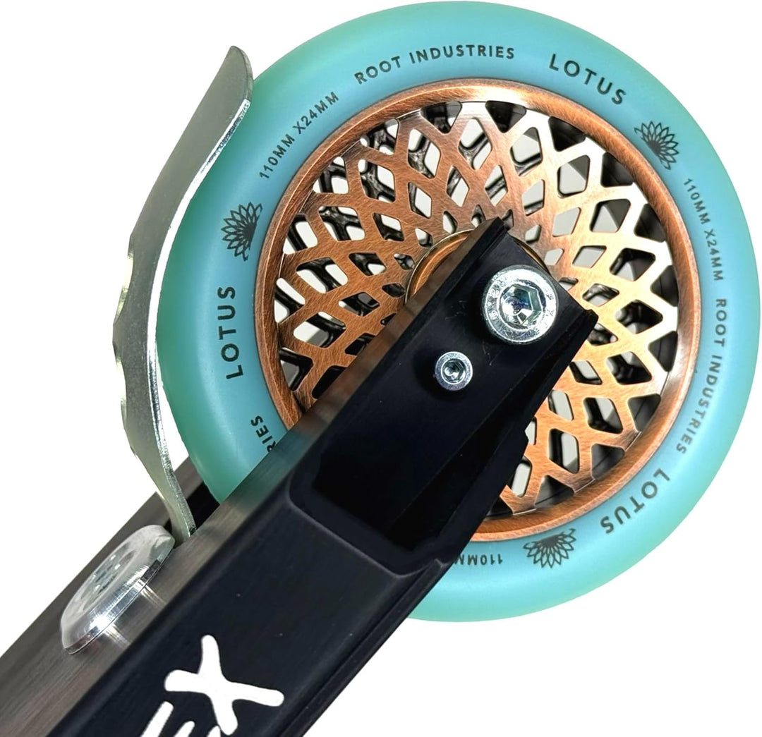 Root Industries Lotus Stunt-Scooter Rolle 110mm + Fantic26 Sticker (Kupfer/Pu Isotope) Kupfer/Pu Pin