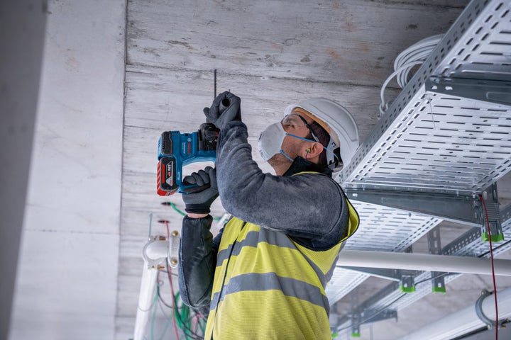 Bosch Professional 18V System Akku Bohrhammer GBH 18V-22 (mit SDS plus, ideal zum Bohren von 6- bis