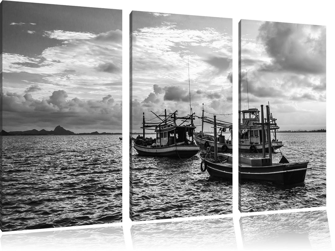 Pixxprint thailändische Fischerboote im Meer als Leinwandbild/Grösse: 3 Teilig (120x80) cm/Wandbild/